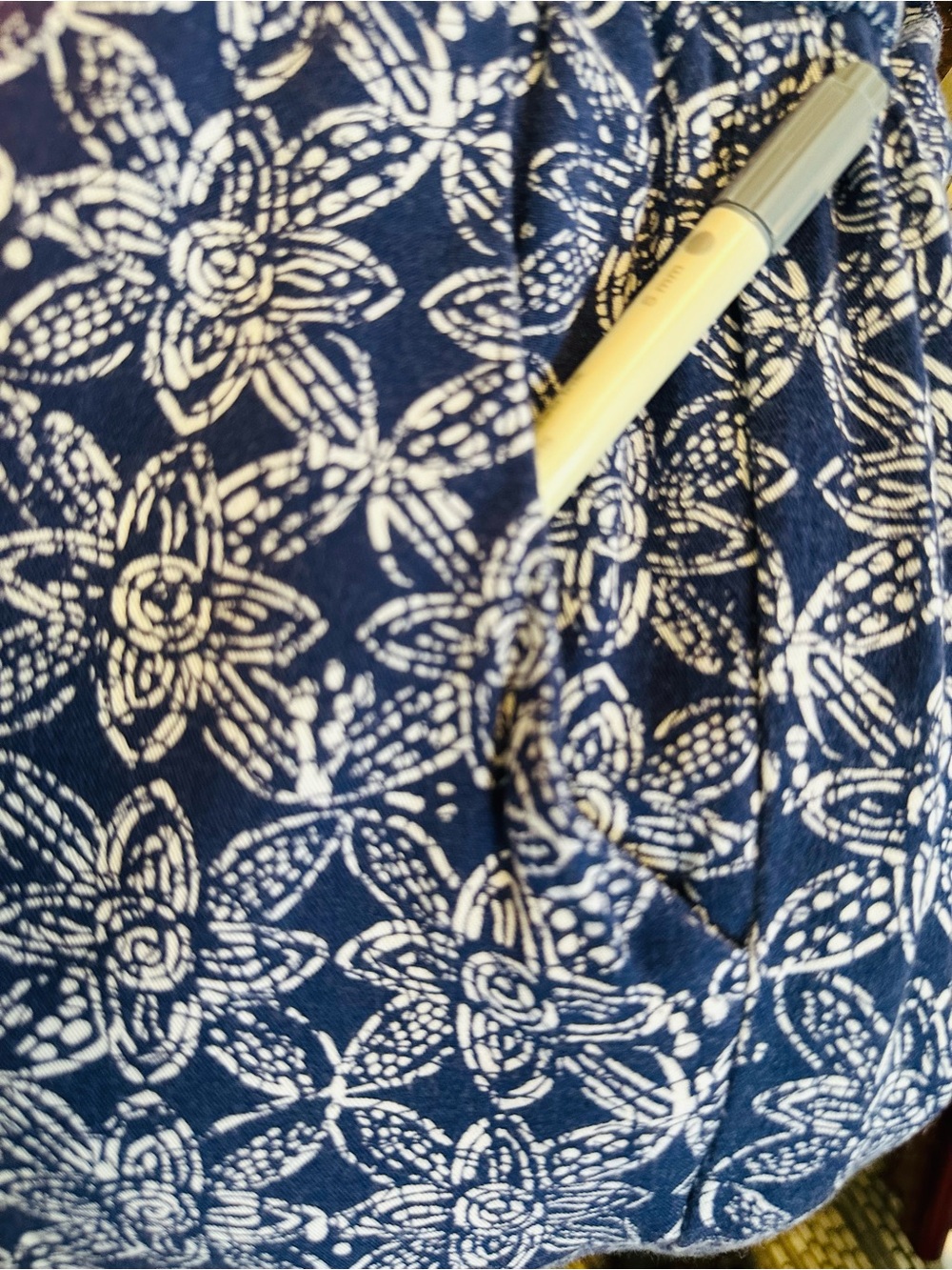 HATLEY Pant Blue White Floral Elasticized Waist Tassels Pockets Like New Sz M - Picture 6 of 8